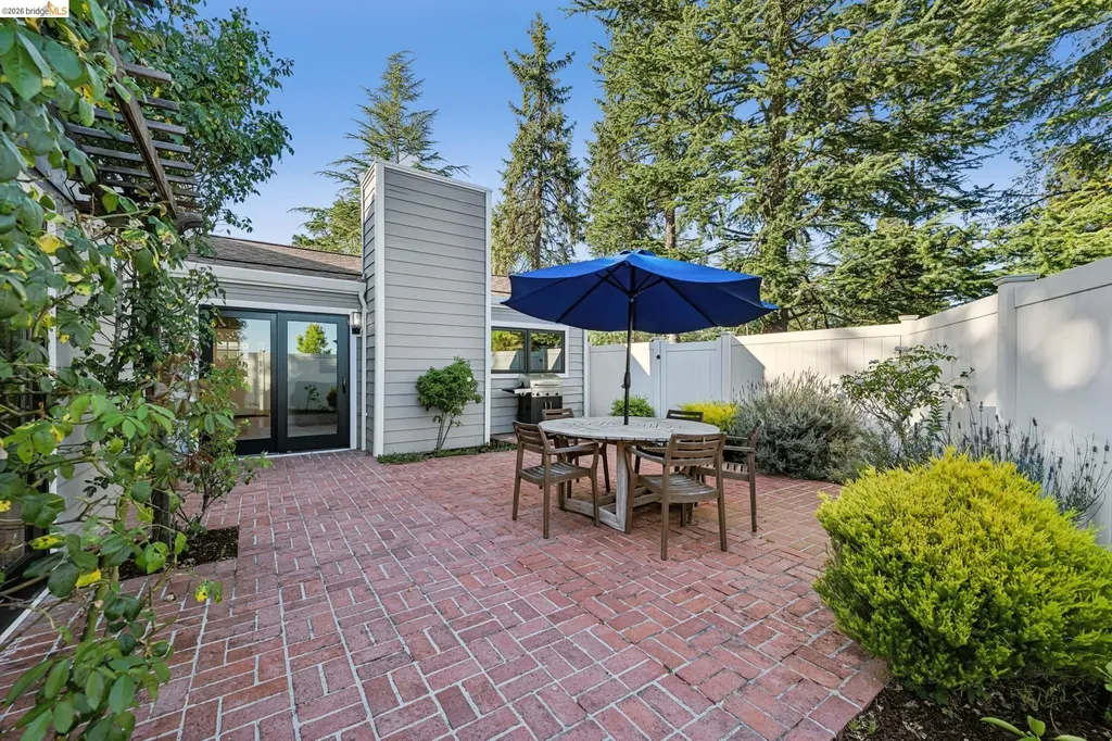 1912 Ascot Drive Moraga CA 94556