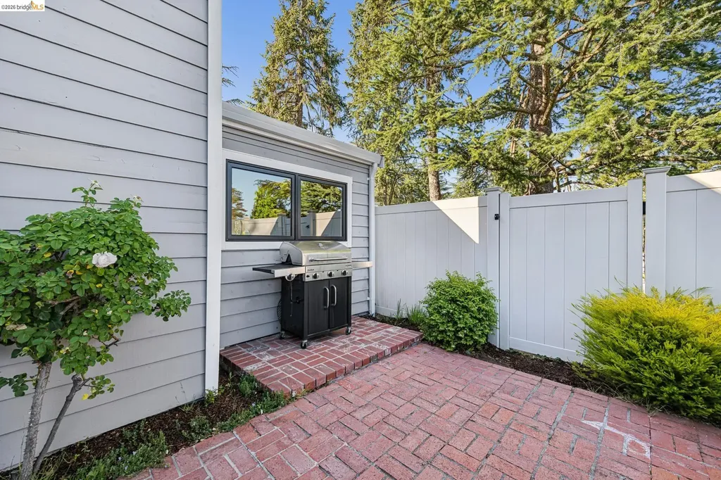 1912 Ascot Drive Moraga CA 94556