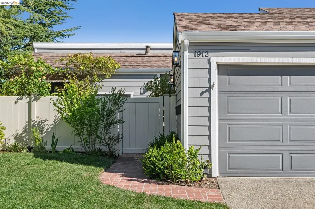 1912 Ascot Drive Moraga CA 94556