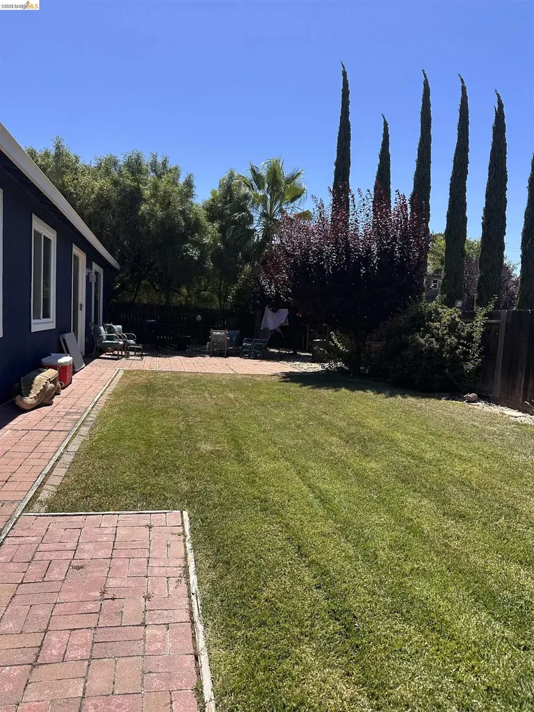 229 Millbrook Drive Pittsburg CA 94565
