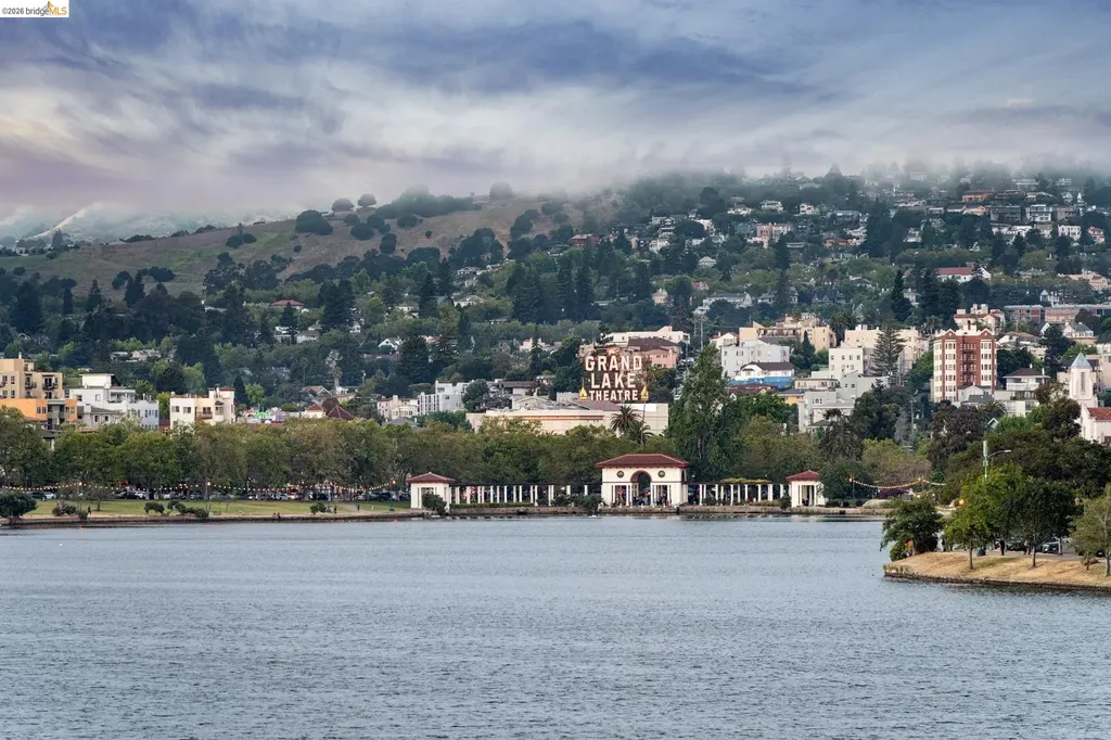 1410 Lakeshore Avenue Oakland CA 94606