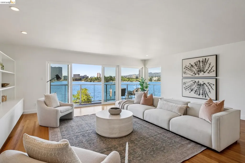 1410 Lakeshore Avenue Oakland CA 94606