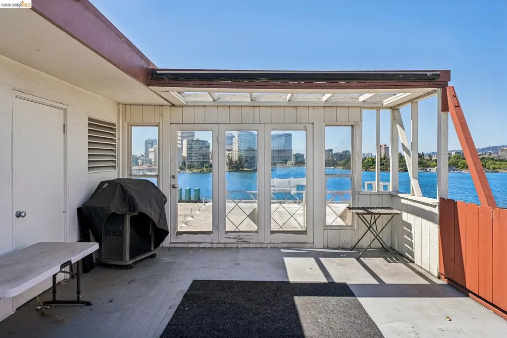 1410 Lakeshore Avenue Oakland CA 94606
