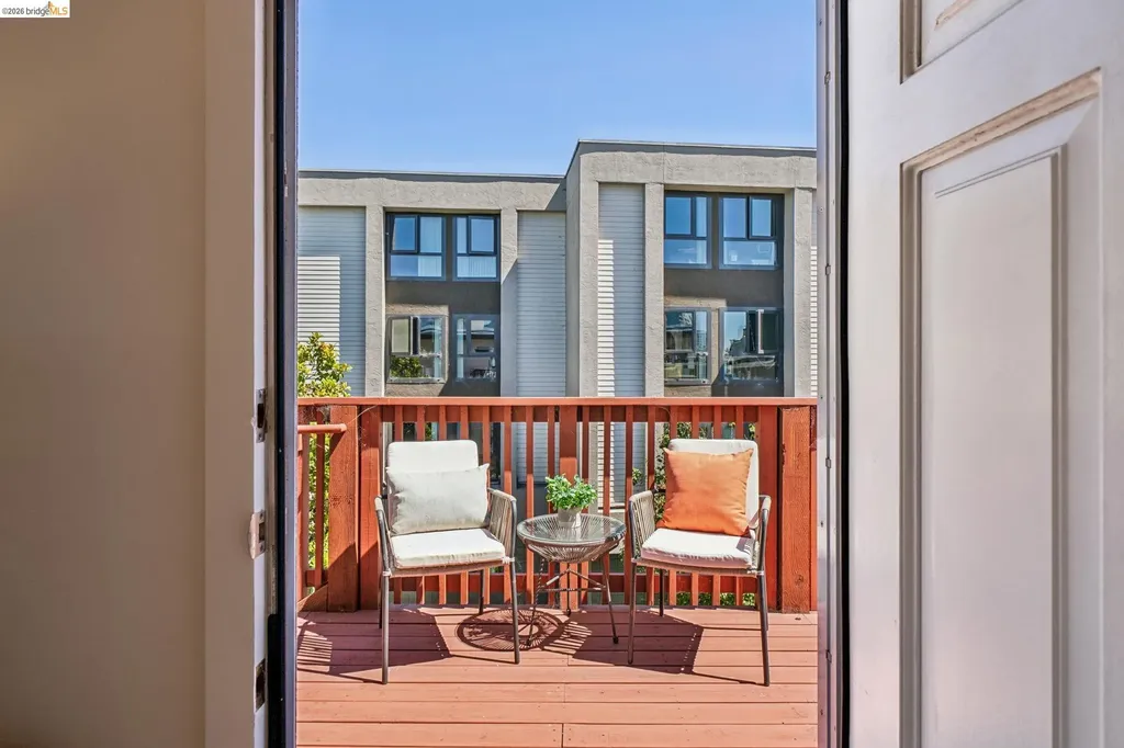 1410 Lakeshore Avenue Oakland CA 94606