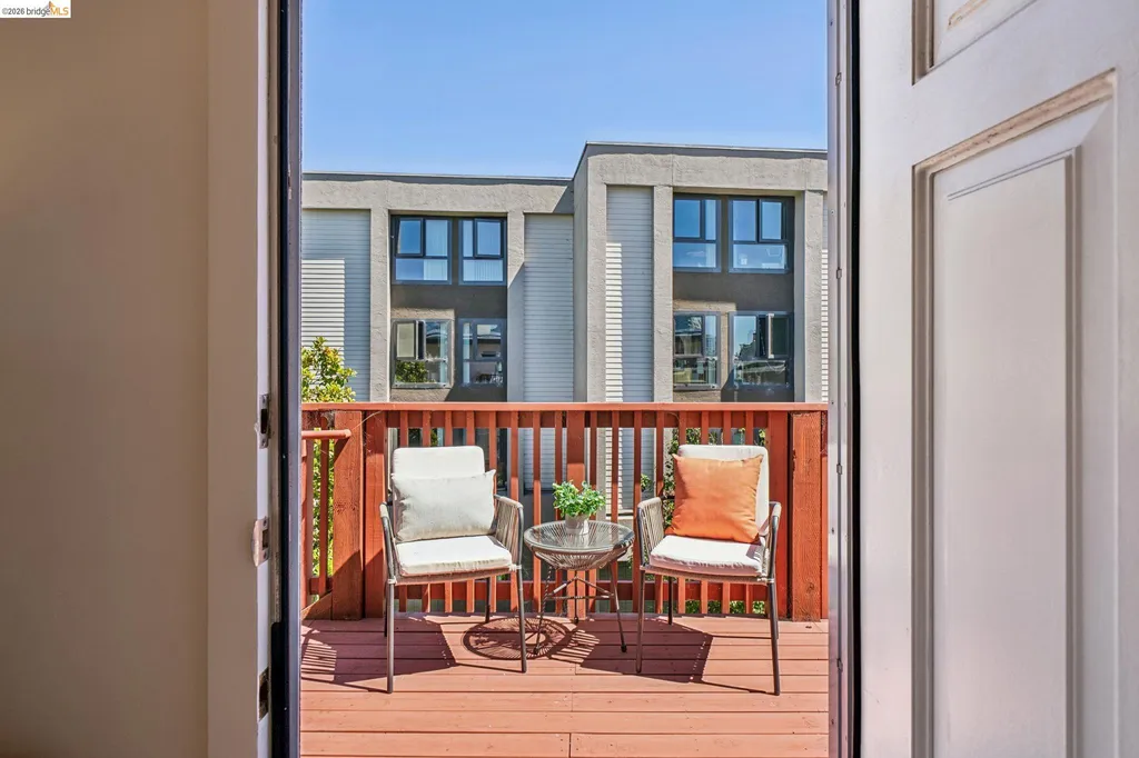 1410 Lakeshore Avenue Oakland CA 94606