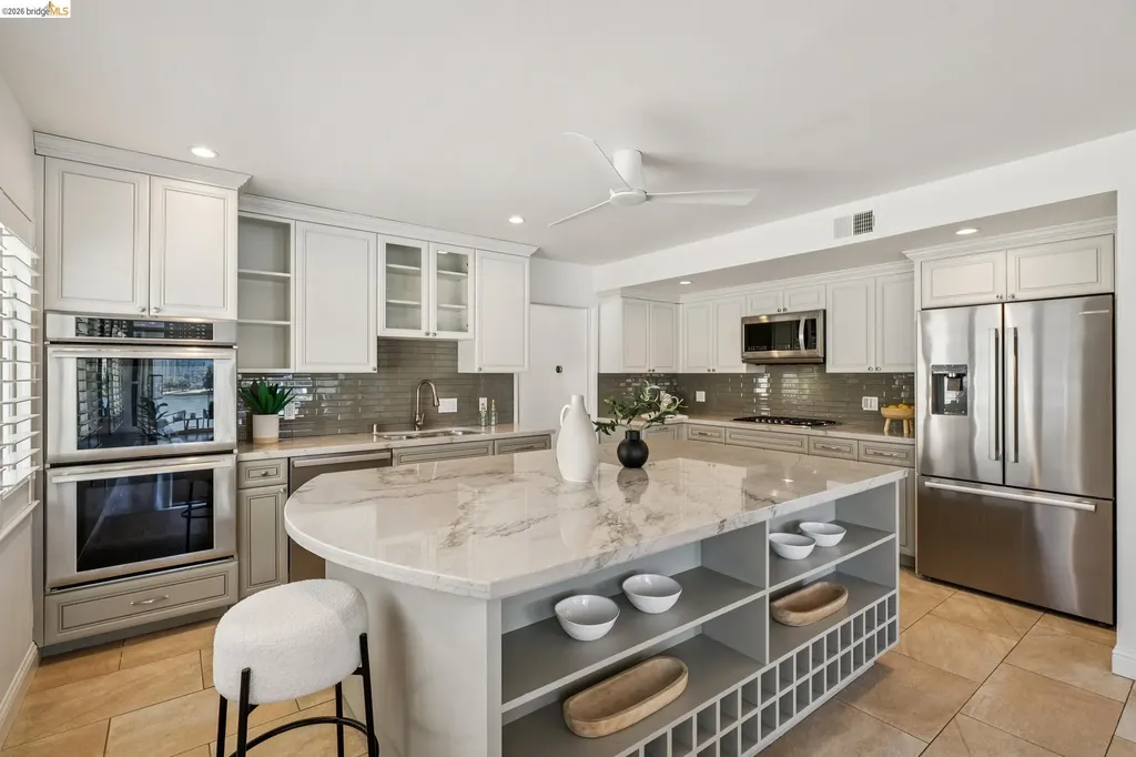 1410 Lakeshore Avenue Oakland CA 94606