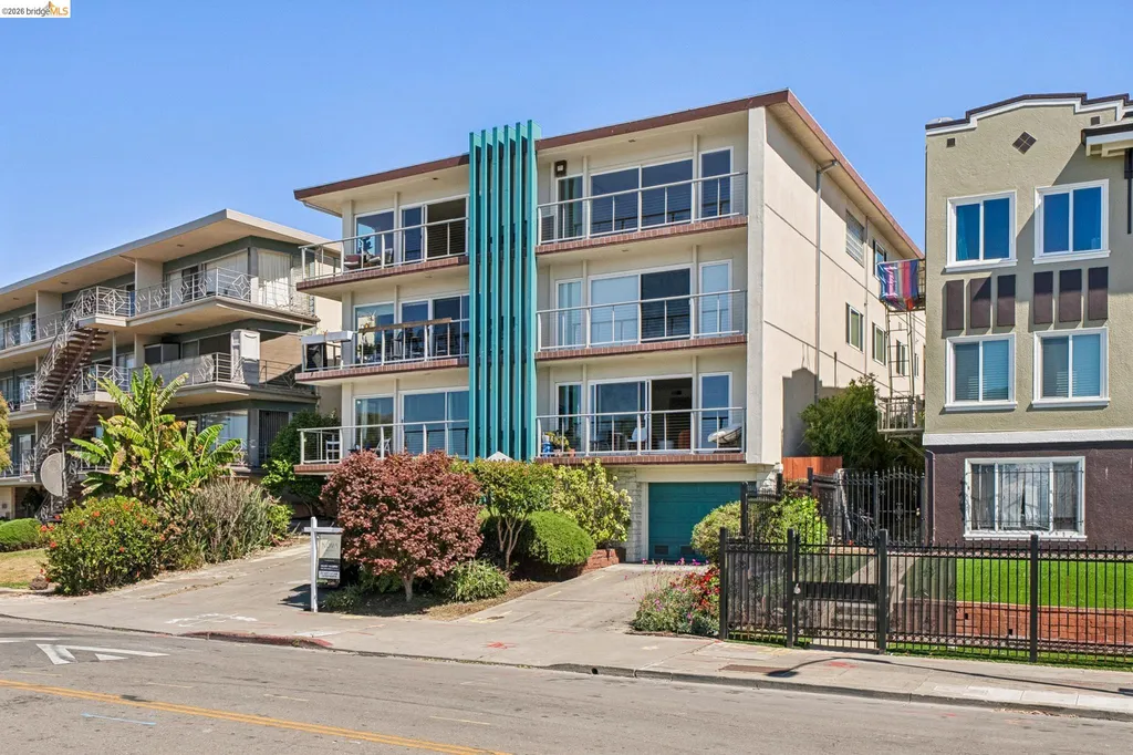 1410 Lakeshore Avenue Oakland CA 94606