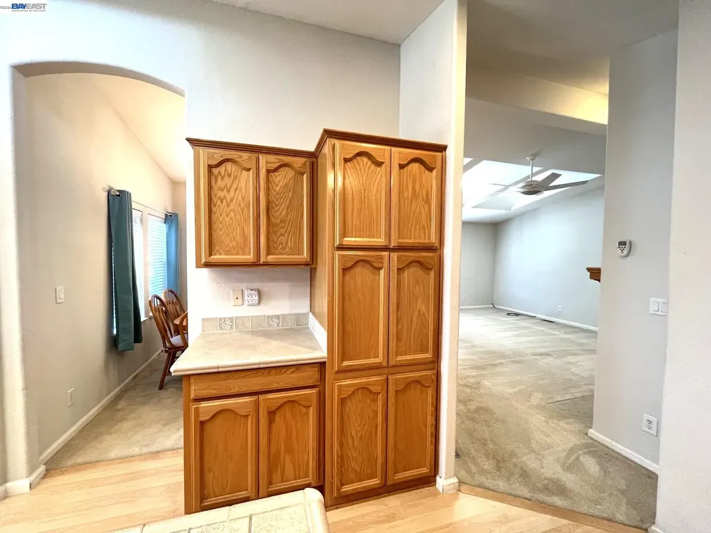 209 Santa Susana San Leandro CA 94579