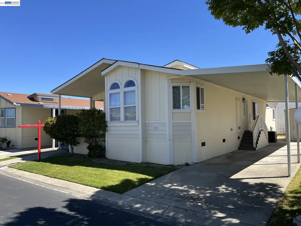 209 Santa Susana San Leandro CA 94579