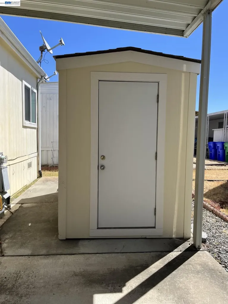 209 Santa Susana San Leandro CA 94579