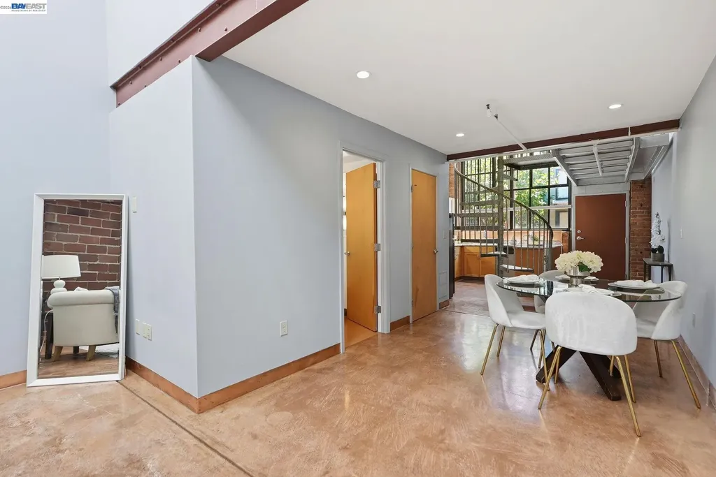 1501 37th Avenue Oakland CA 94601