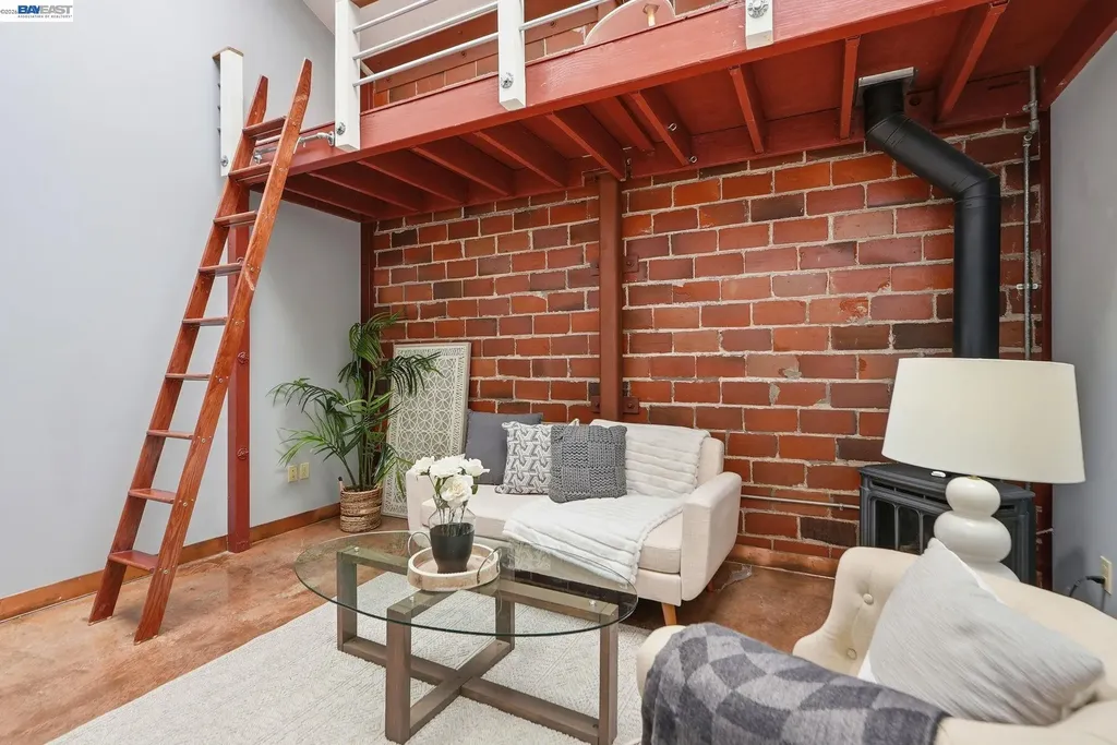 1501 37th Avenue Oakland CA 94601