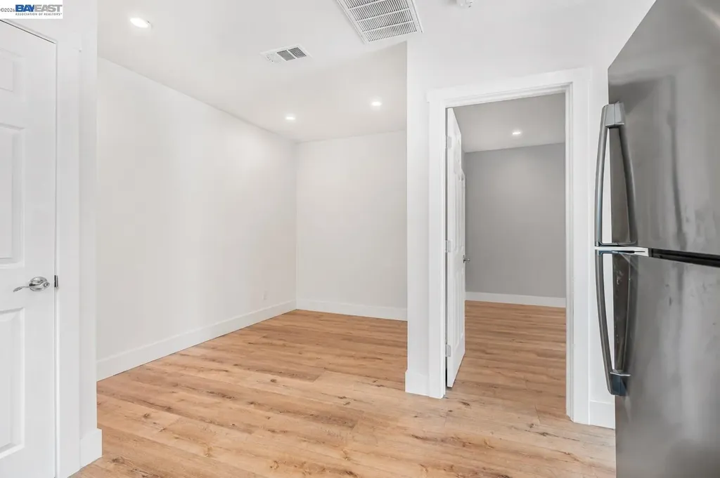 3035 Logan Street Oakland CA 94601