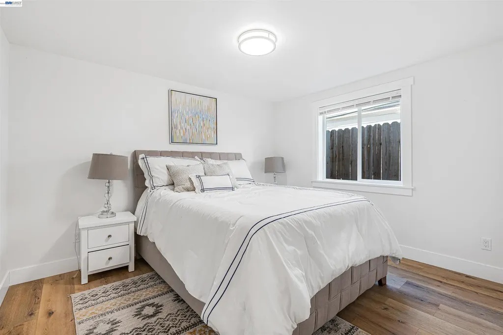 3035 Logan Street Oakland CA 94601