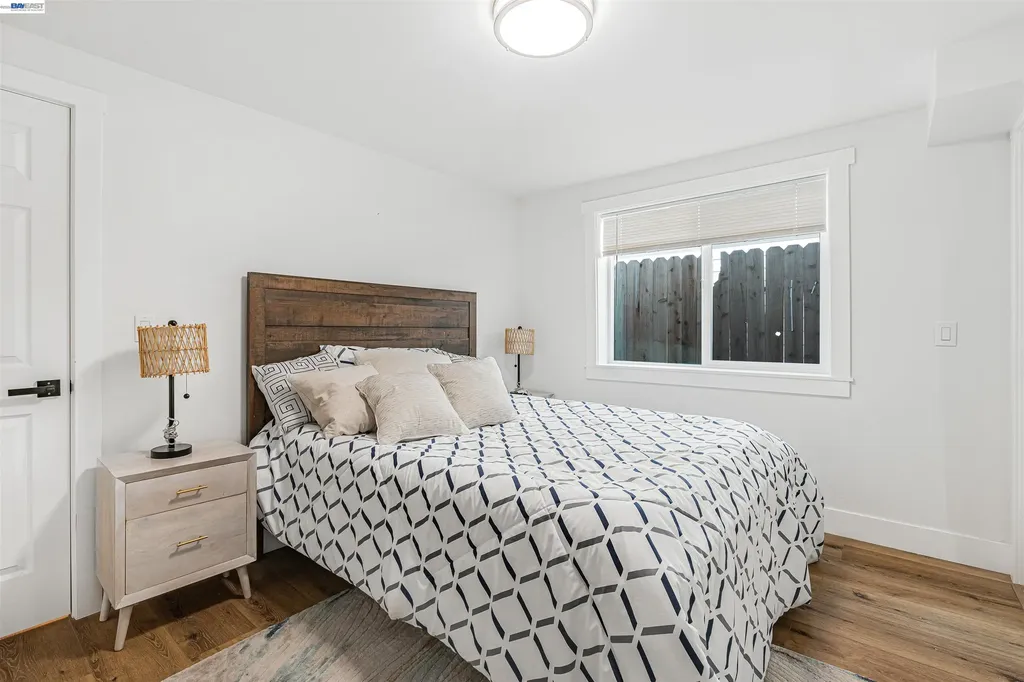 3035 Logan Street Oakland CA 94601