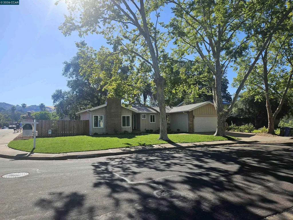 304 Boca Raton Court Walnut Creek CA 94598