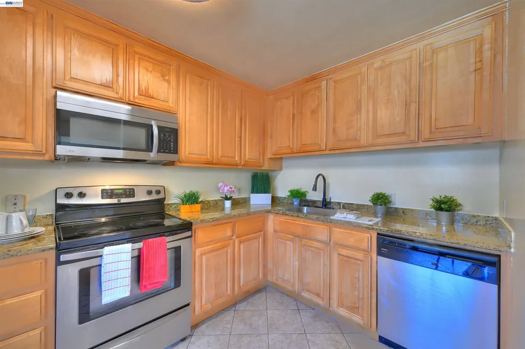 660 Fargo Avenue San Leandro CA 94579