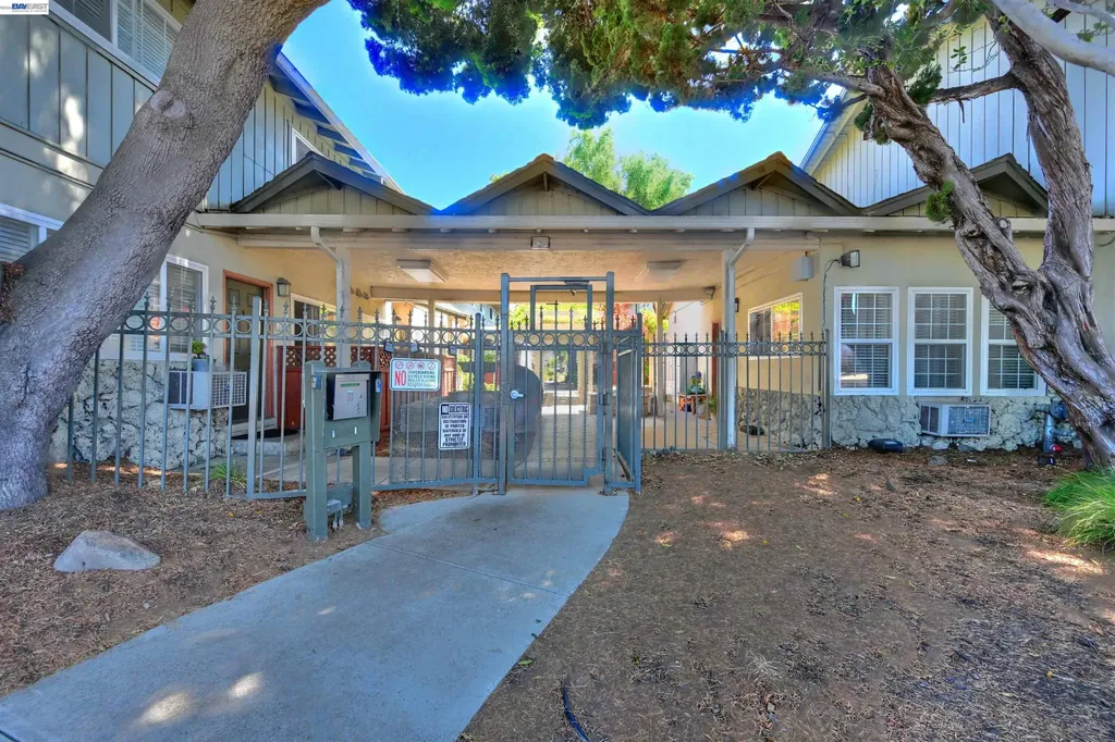 660 Fargo Avenue San Leandro CA 94579