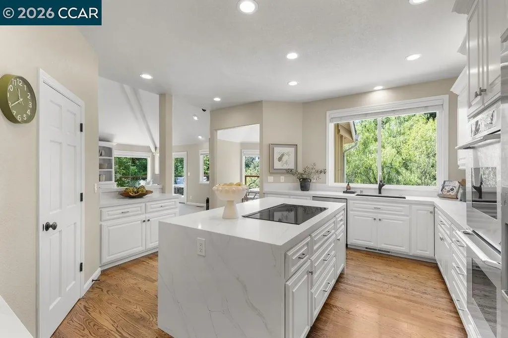 70 Ridgecrest Court Lafayette CA 94549