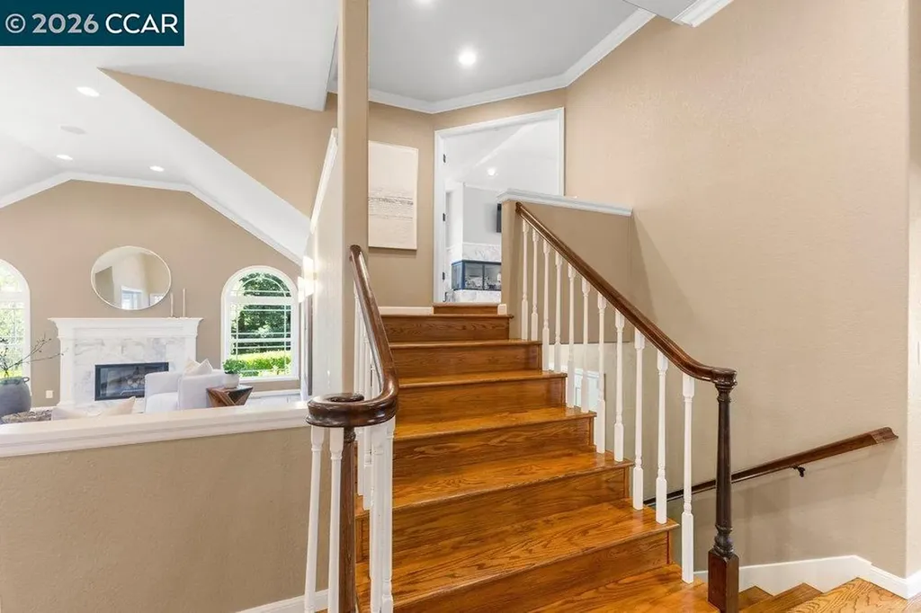 70 Ridgecrest Court Lafayette CA 94549