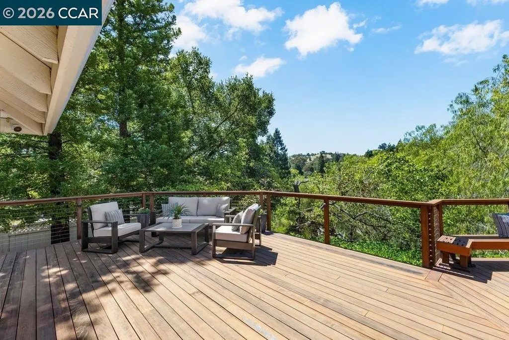 70 Ridgecrest Court Lafayette CA 94549