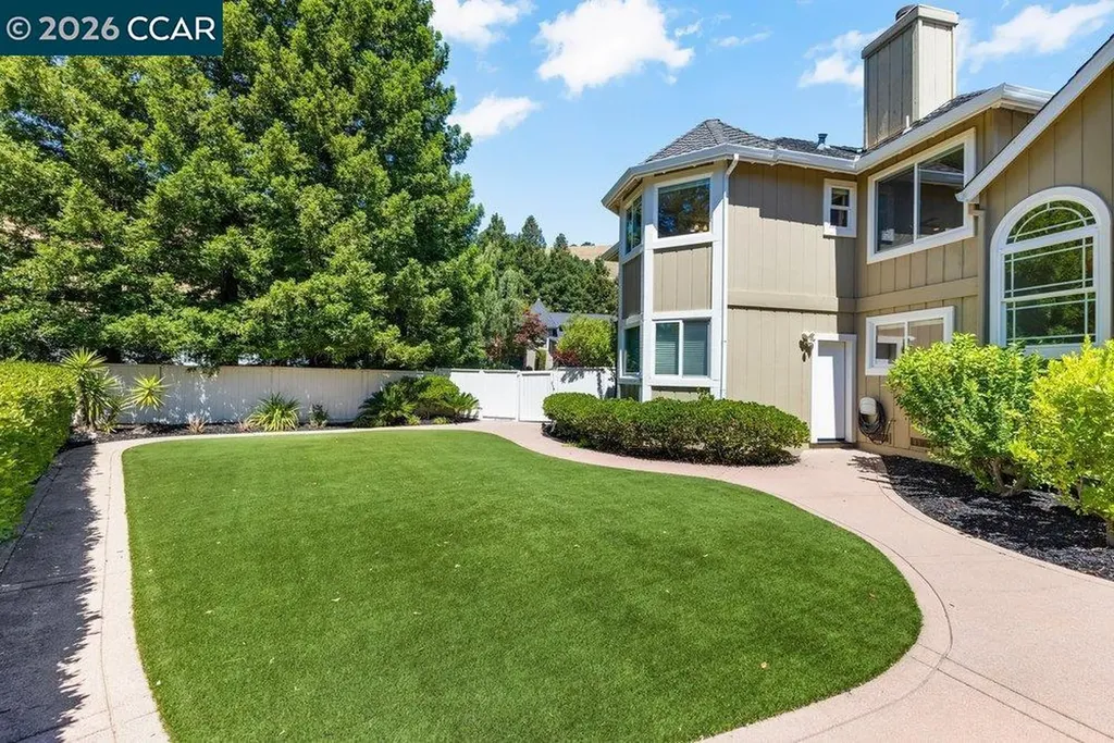 70 Ridgecrest Court Lafayette CA 94549
