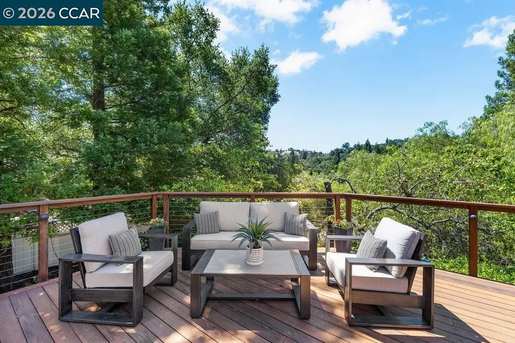 70 Ridgecrest Court Lafayette CA 94549