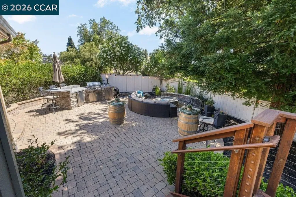 70 Ridgecrest Court Lafayette CA 94549