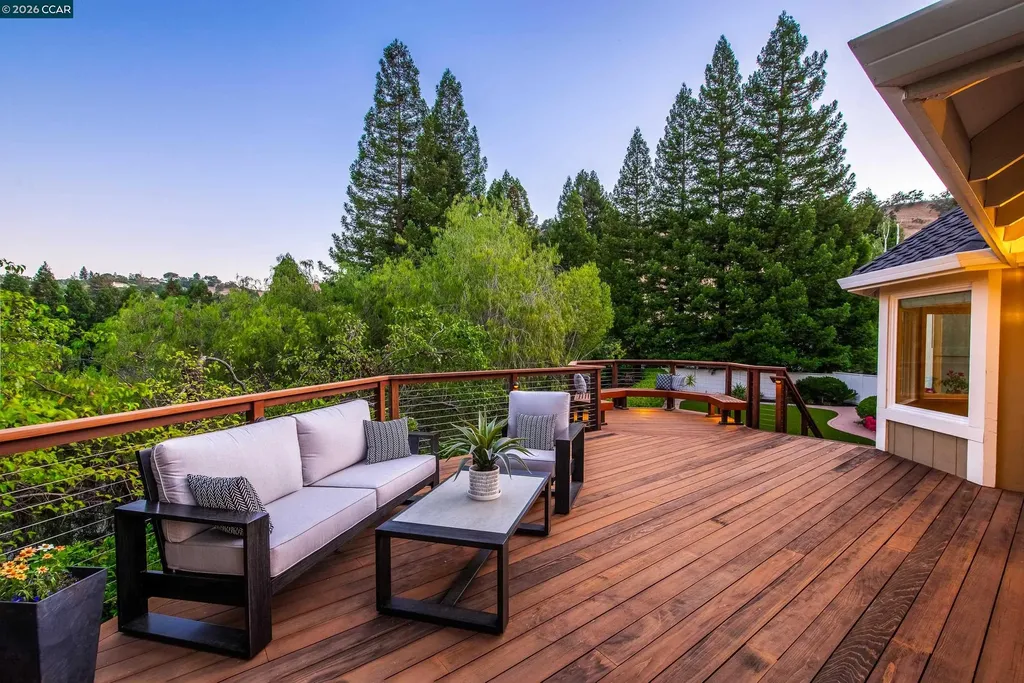 70 Ridgecrest Court Lafayette CA 94549