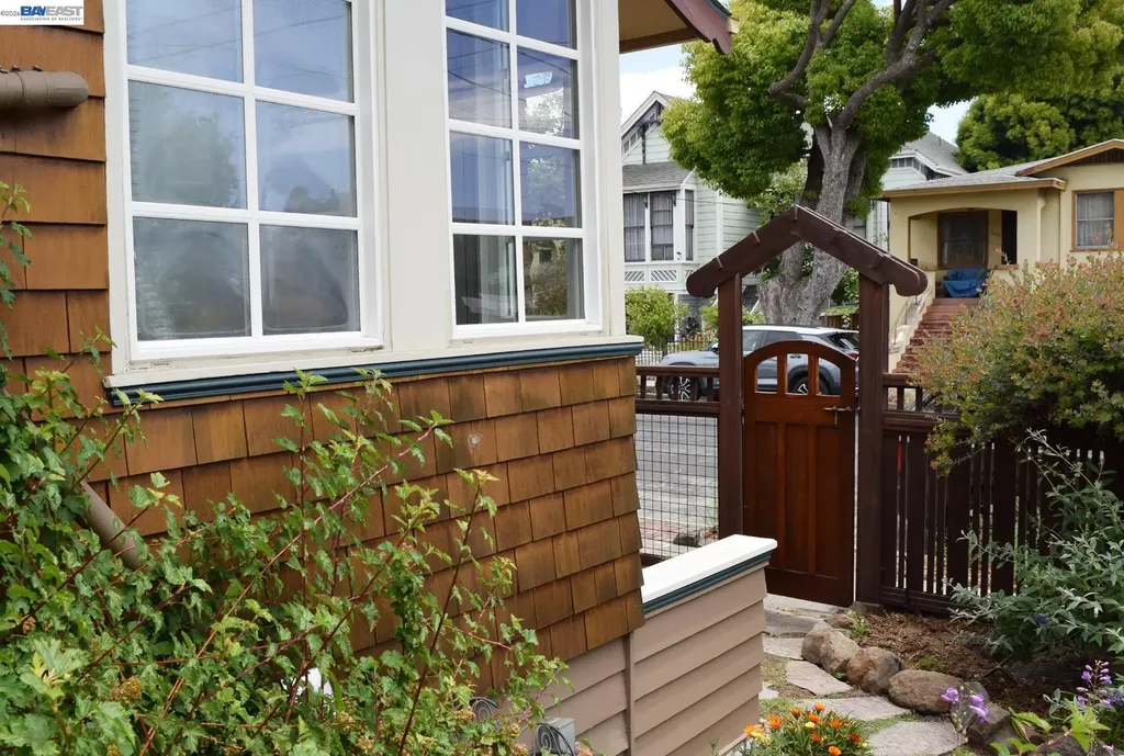 2860 Jackson Street Alameda CA 94501