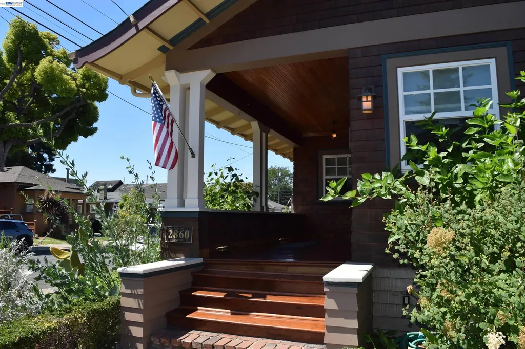 2860 Jackson Street Alameda CA 94501