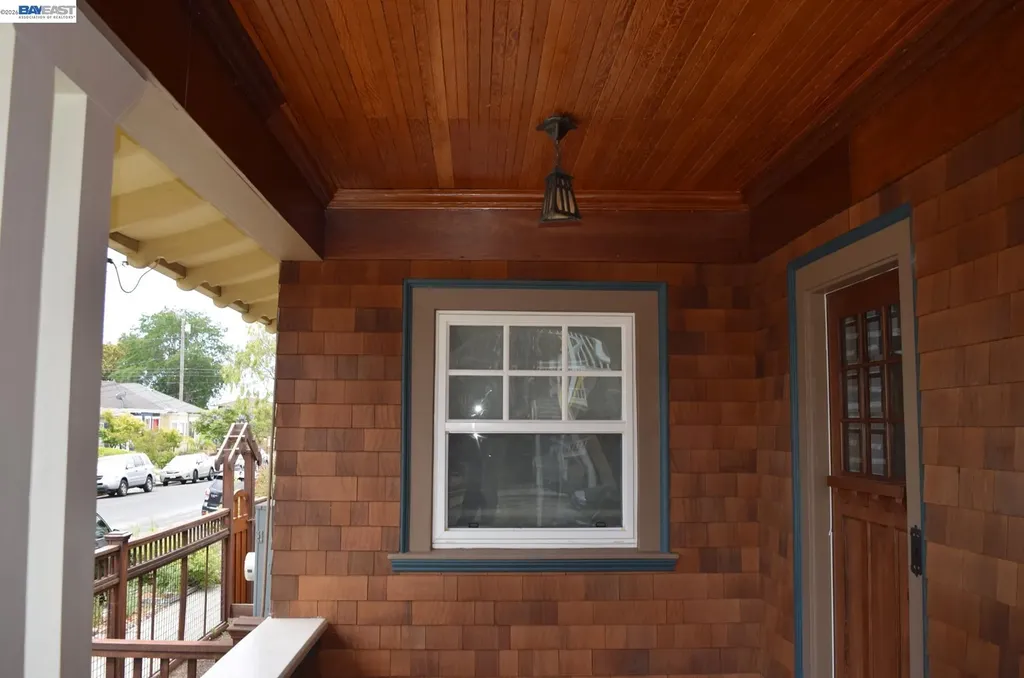 2860 Jackson Street Alameda CA 94501