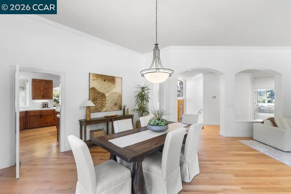 20 Monte Crest Court Walnut Creek CA 94595