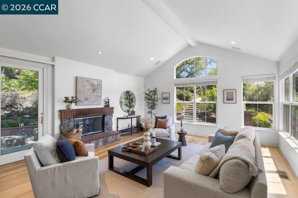 20 Monte Crest Court Walnut Creek CA 94595