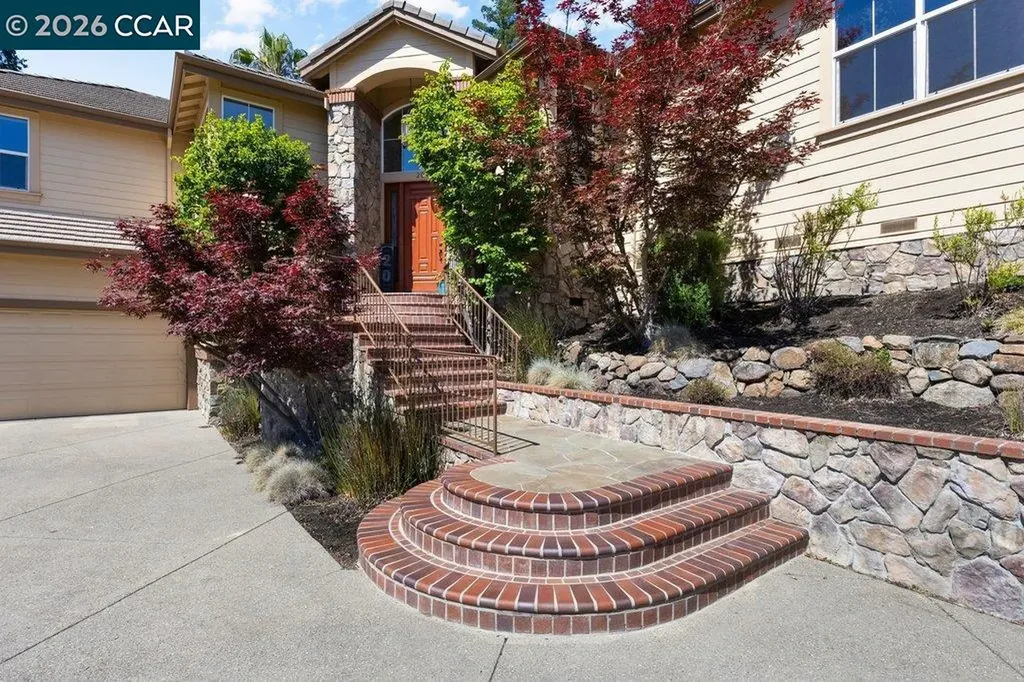 20 Monte Crest Court Walnut Creek CA 94595