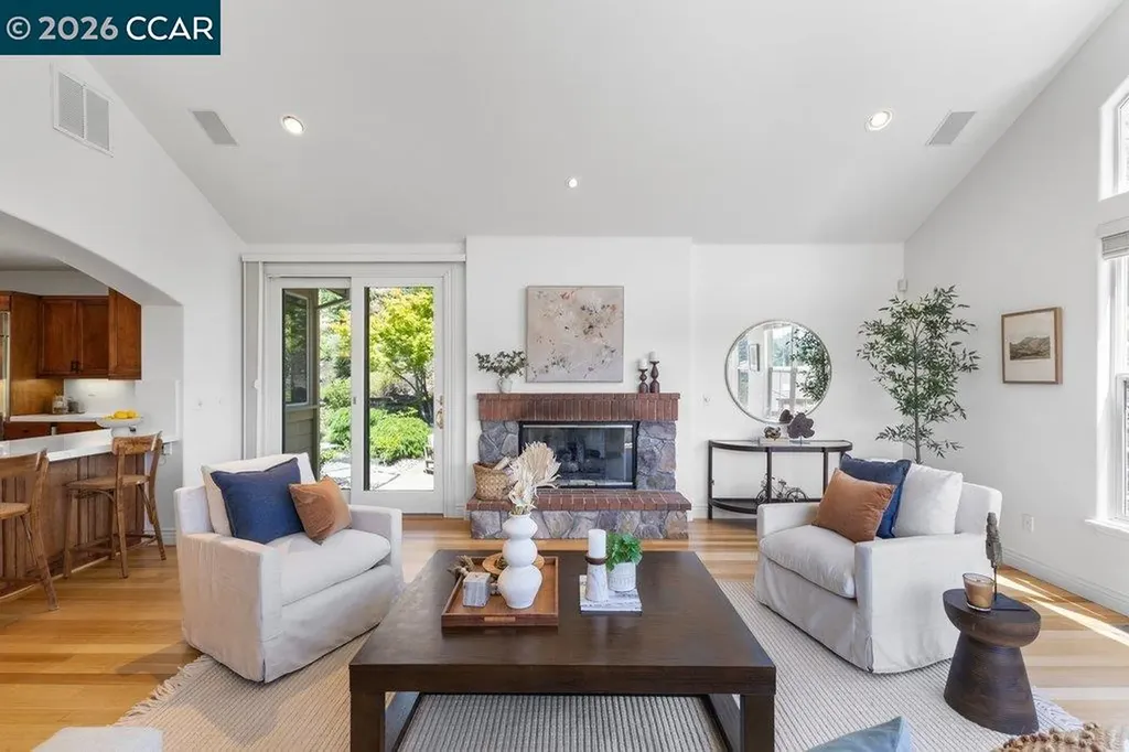 20 Monte Crest Court Walnut Creek CA 94595