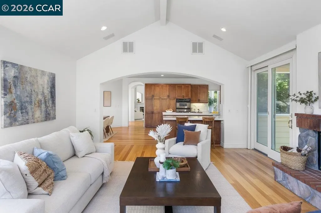 20 Monte Crest Court Walnut Creek CA 94595
