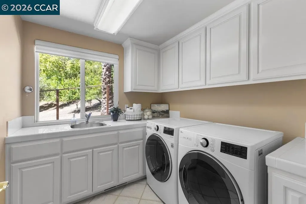 20 Monte Crest Court Walnut Creek CA 94595