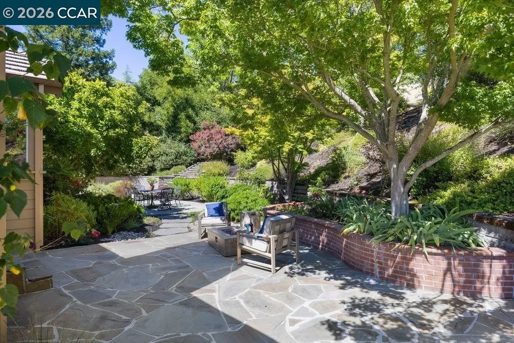 20 Monte Crest Court Walnut Creek CA 94595