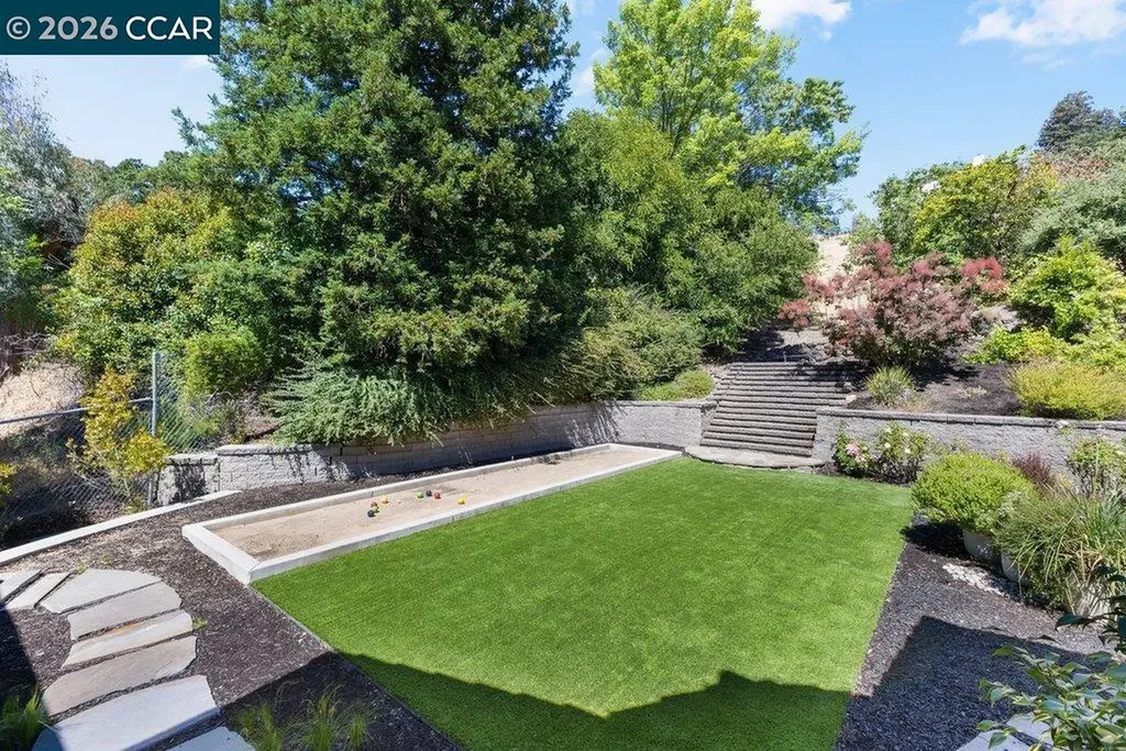 20 Monte Crest Court Walnut Creek CA 94595
