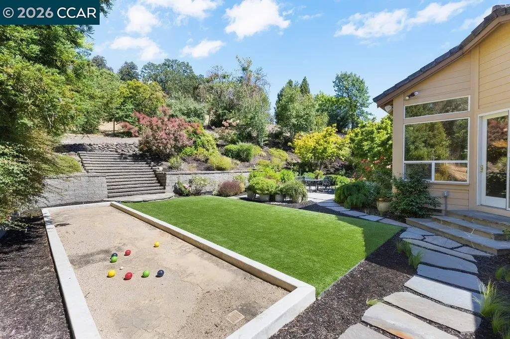 20 Monte Crest Court Walnut Creek CA 94595