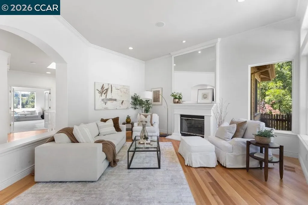 20 Monte Crest Court Walnut Creek CA 94595