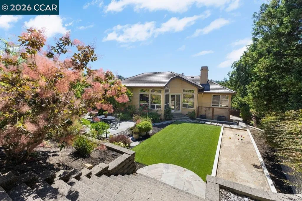 20 Monte Crest Court Walnut Creek CA 94595