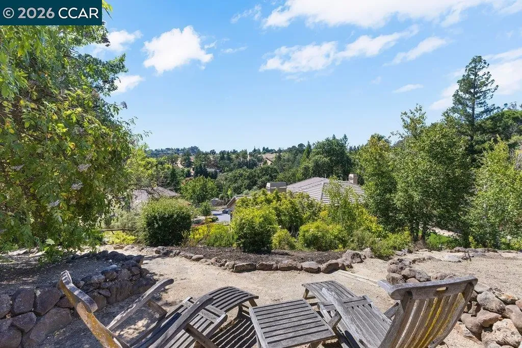 20 Monte Crest Court Walnut Creek CA 94595