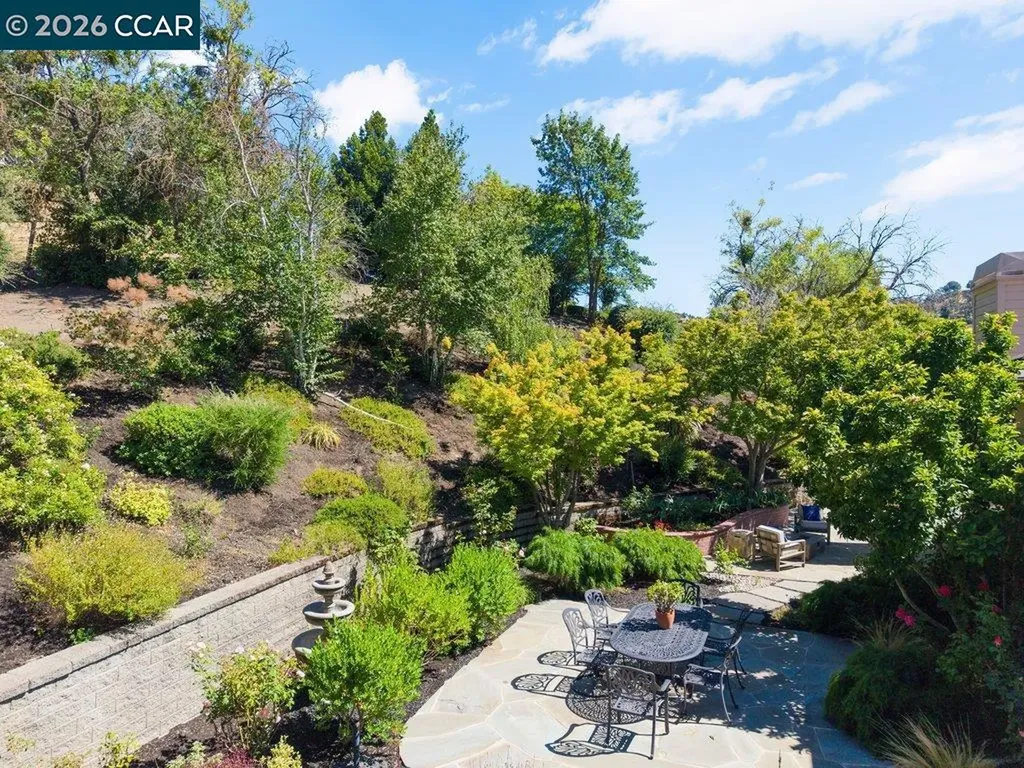 20 Monte Crest Court Walnut Creek CA 94595