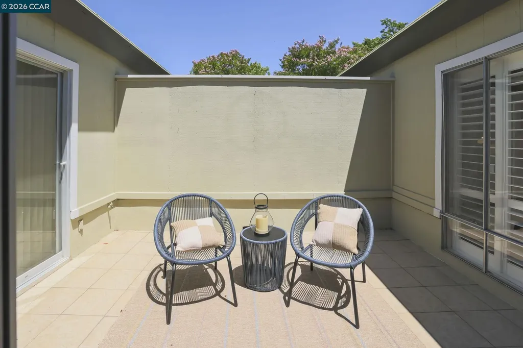 1209 Oakmont Drive #6 Walnut Creek CA 94595
