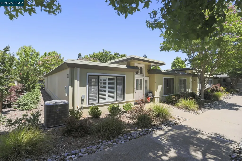 1209 Oakmont Drive #6 Walnut Creek CA 94595