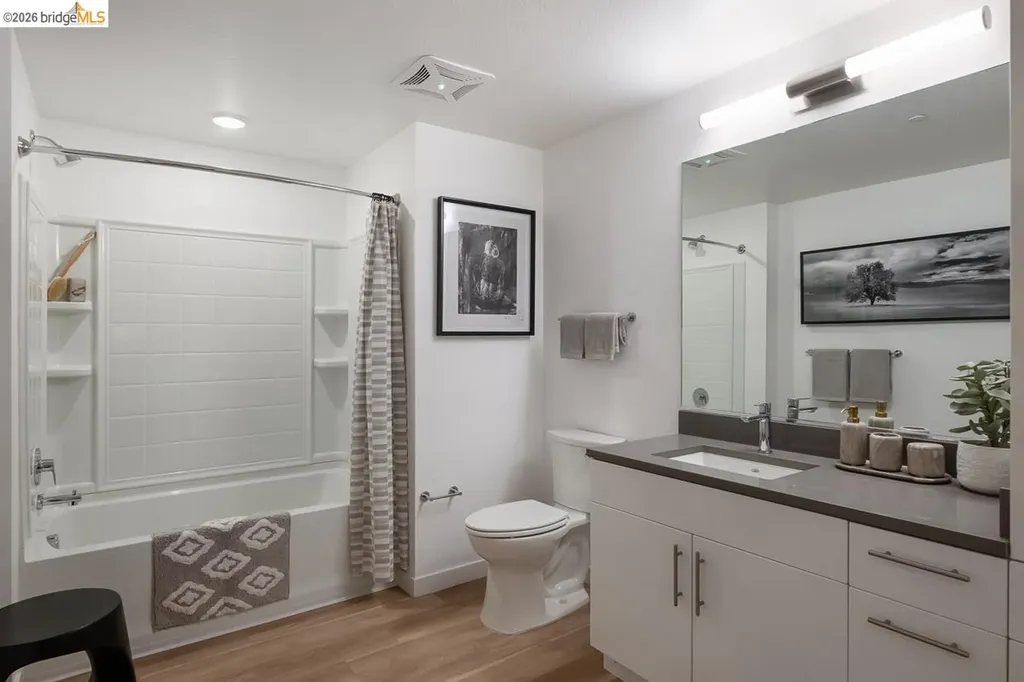260 Brooklyn Basin Way Oakland CA 94606