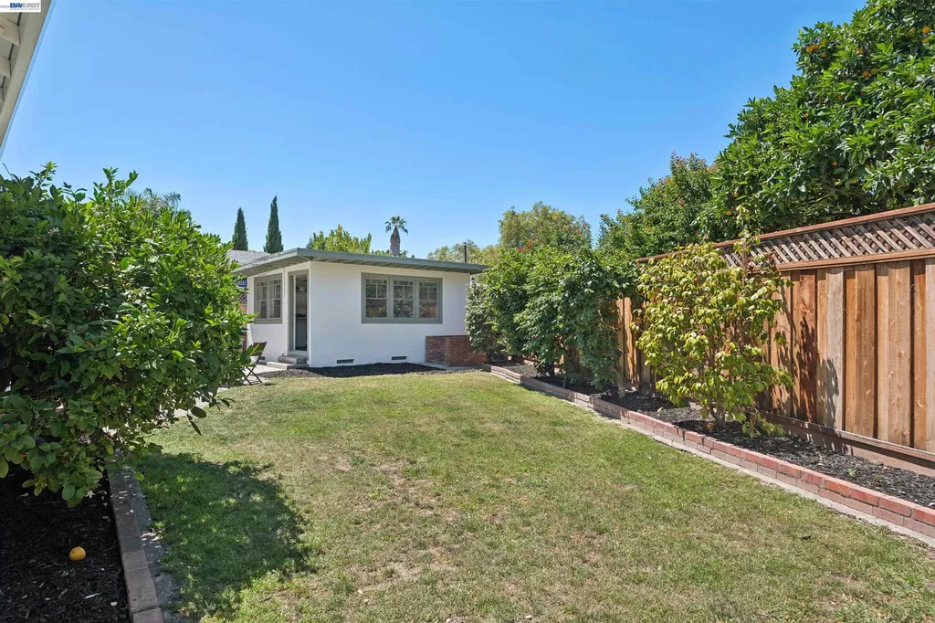 15915 Via Toledo San Lorenzo CA 94580