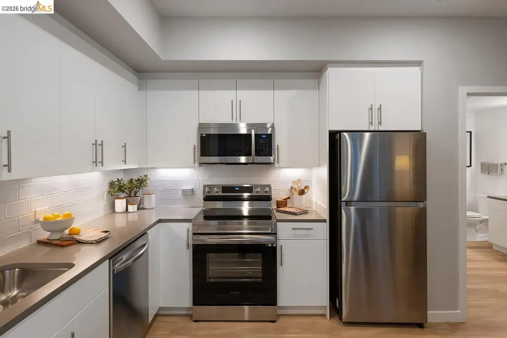 260 Brooklyn Basin Way Oakland CA 94606